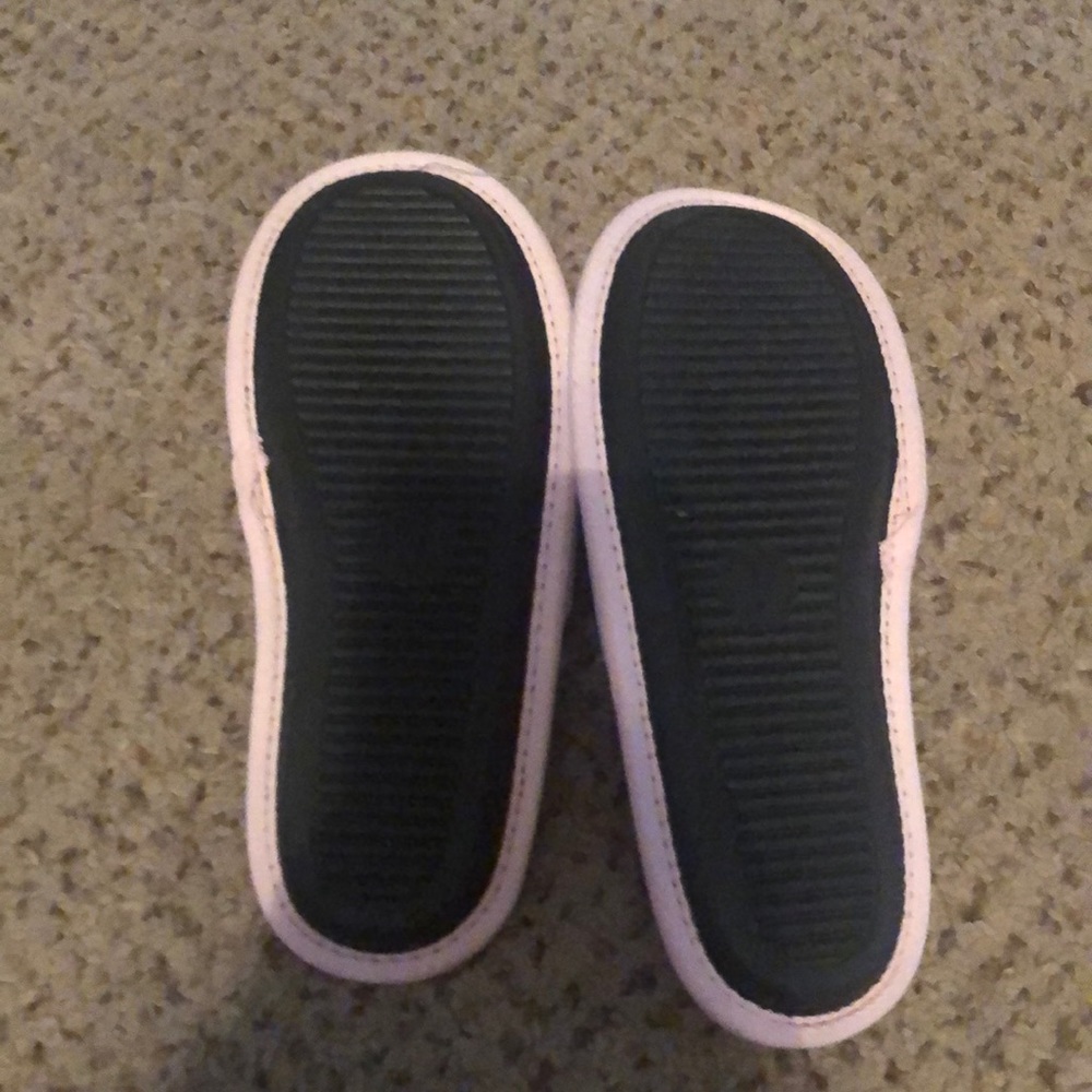 Slippers - Picture 4 of 6